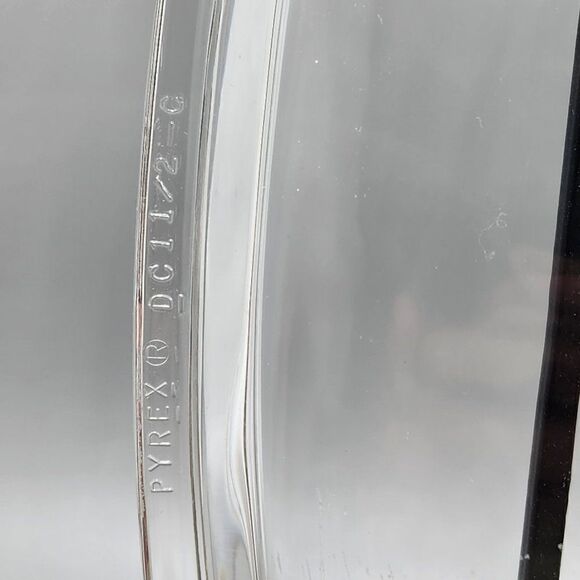 Pyrex DC1 1/2 C Oval Lid Clear Glass A 15 Replacement - Picture 3 of 4